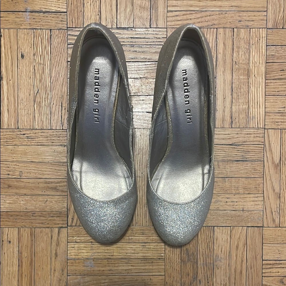 Madden Girl Glitter Heels Size 6.5 In Gold/Silver
